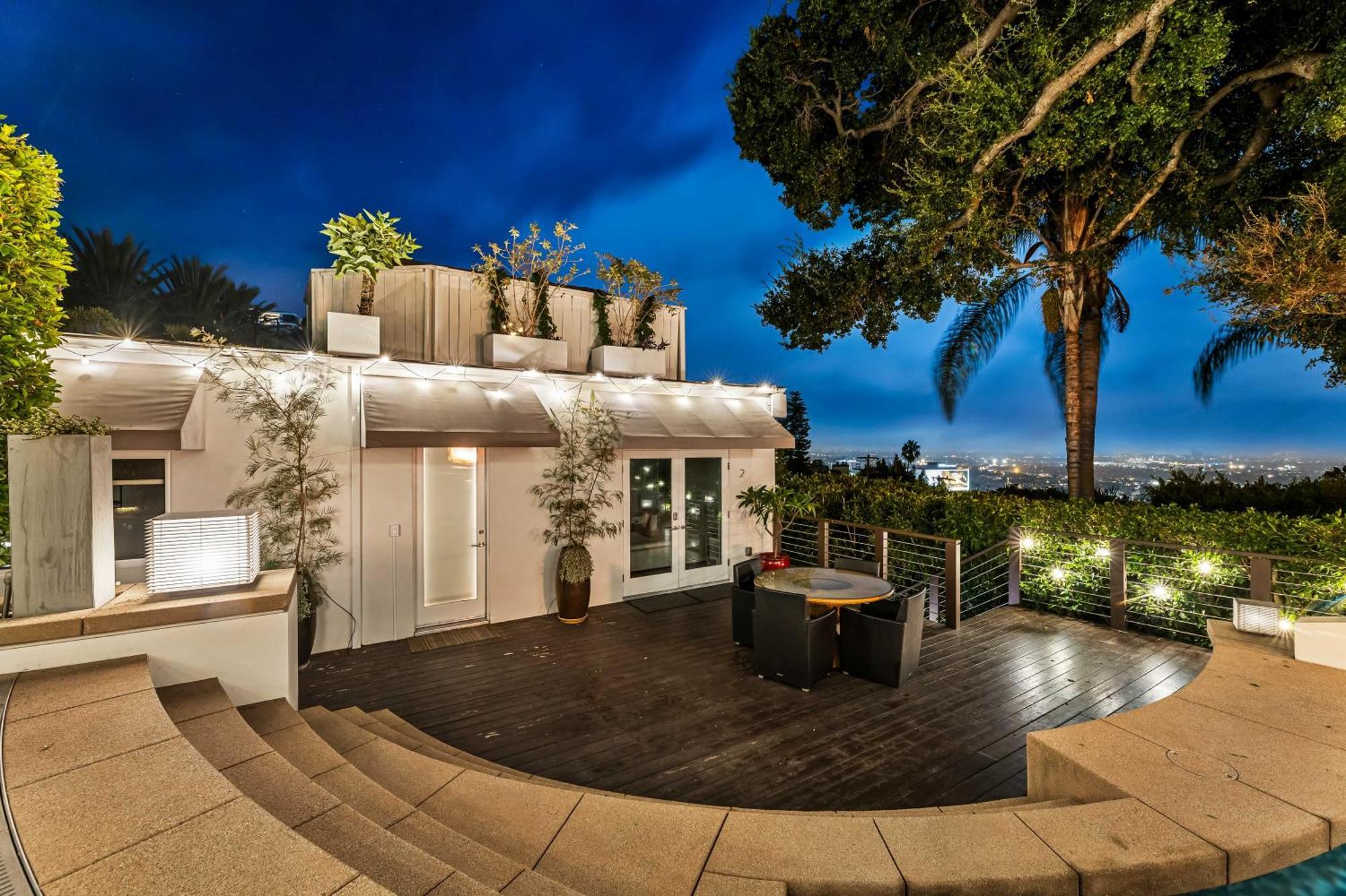 Appartamento West Hollywood Hills Jacuzzi And Beautiful View Los Angeles Esterno foto