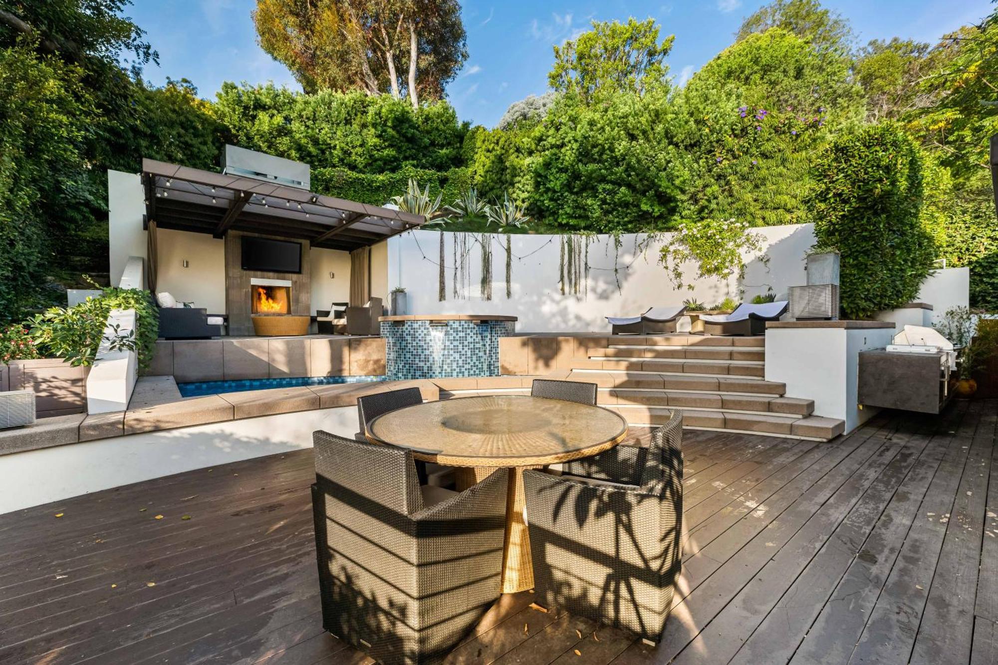 Appartamento West Hollywood Hills Jacuzzi And Beautiful View Los Angeles Esterno foto